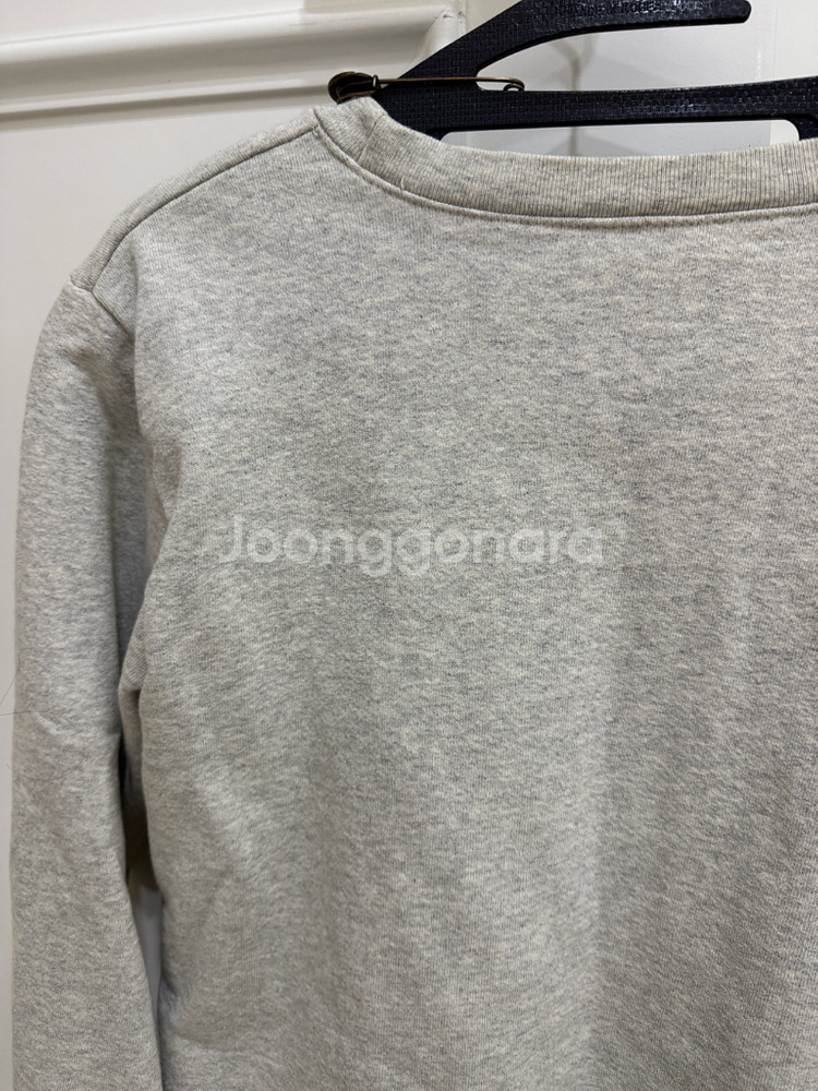 APC 프린트 맨투맨--4