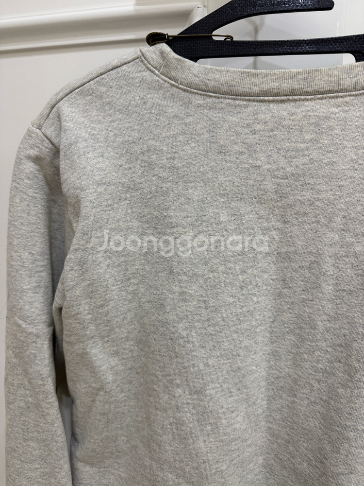 APC 프린트 맨투맨--9