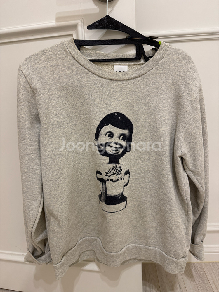 APC 프린트 맨투맨--6