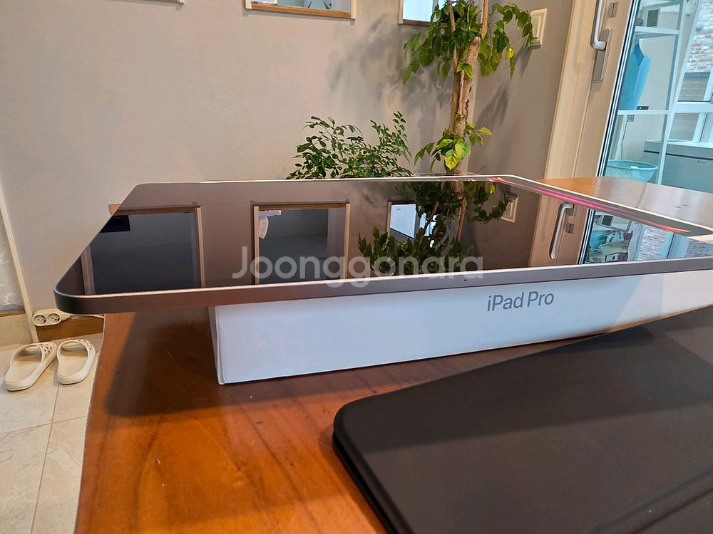 용인 기흥) S급 아이패드프로 12.9 6세대 M2--4