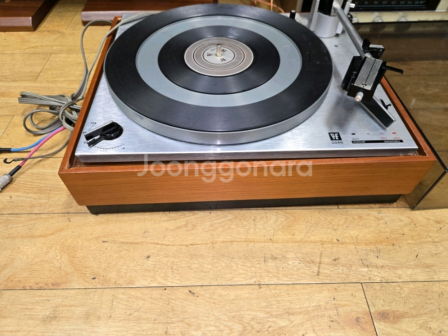 PE 2040 턴테이블--1