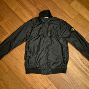 스톤아일랜드 24ss 크링클랩스 바람막이 자켓 블랙 L