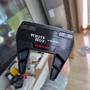 오디세이 화이트핫 버사 세븐 퍼터 국내정품 판매합니다