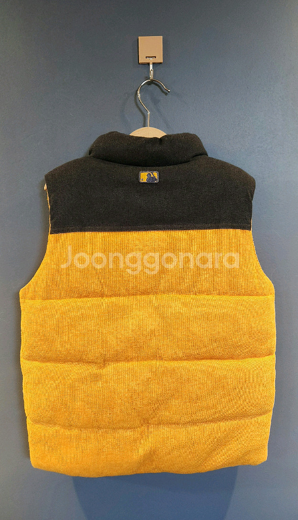 MLB 키즈 뉴욕 양키스 코듀로이 패딩 조끼 130 / 9Y--6