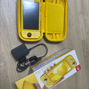 닌텐도 스위치 라이트 옐로우