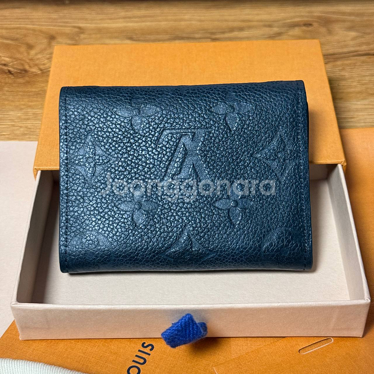 루이비통 앙프레뜨 카드지갑 풀구성--2