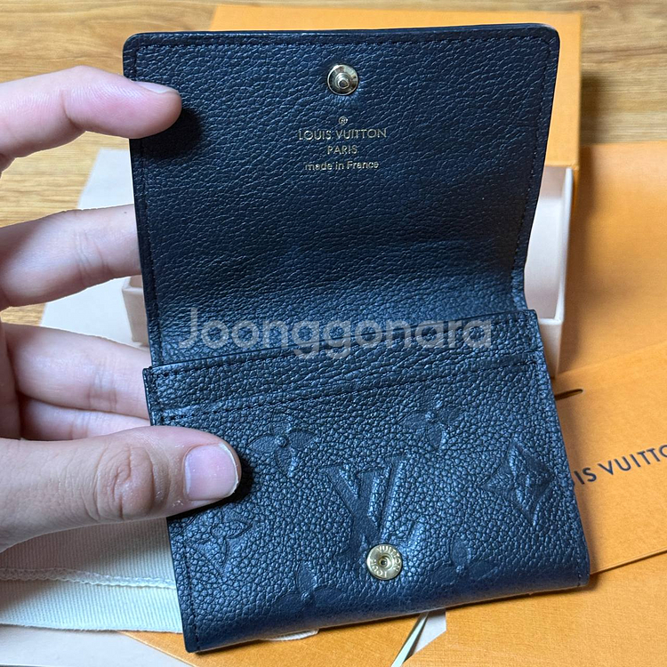 루이비통 앙프레뜨 카드지갑 풀구성--3