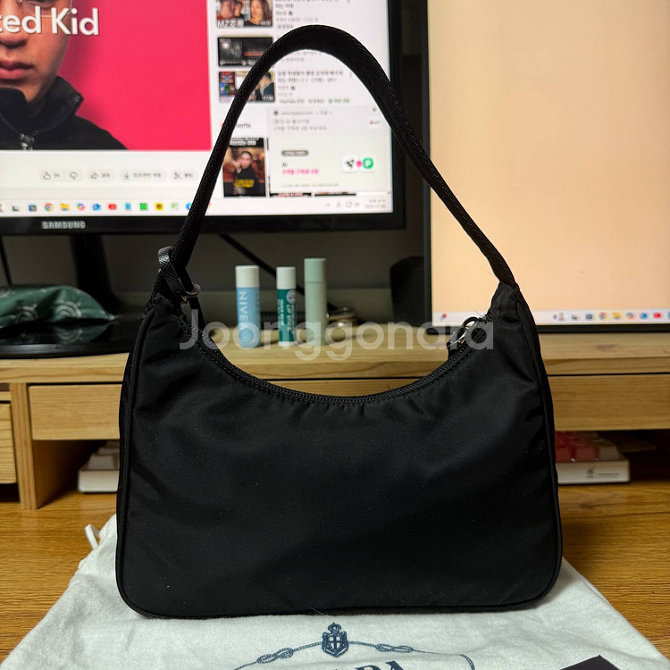 프라다 리나일론 호보백 풀구성--2