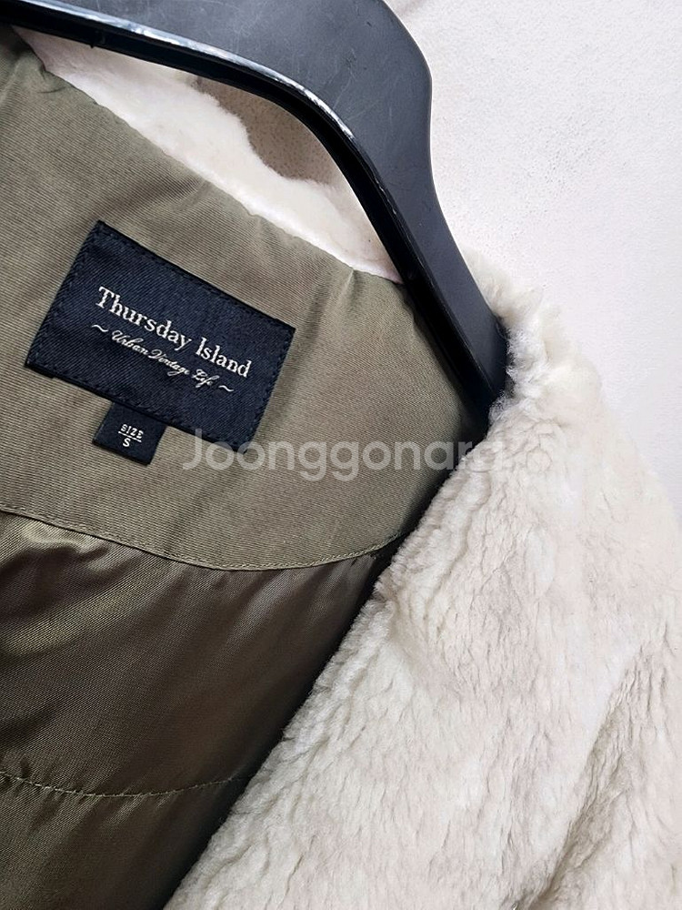 써스데이아일랜드 오버핏 다운롱패딩--6