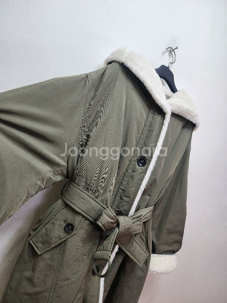 써스데이아일랜드 오버핏 다운롱패딩--4