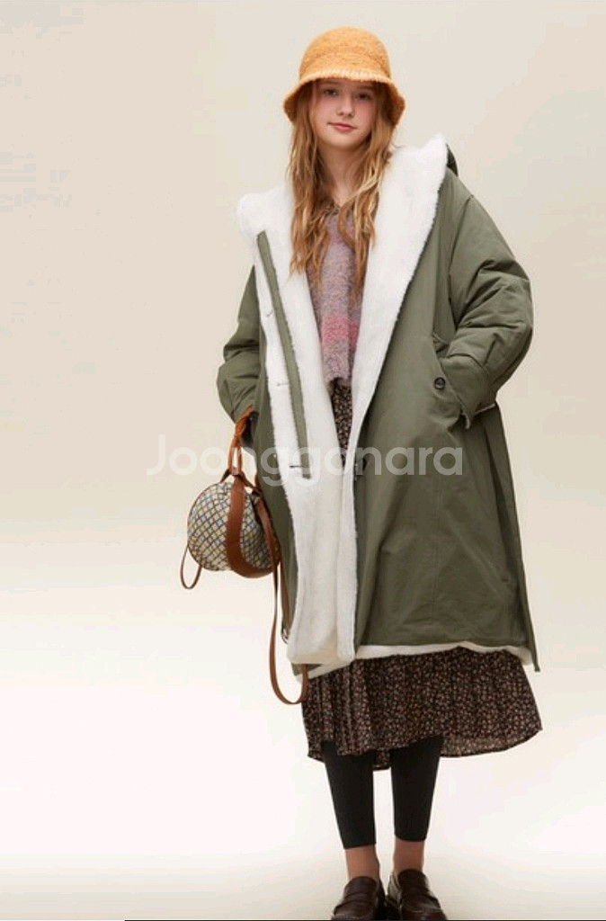 써스데이아일랜드 오버핏 다운롱패딩--9