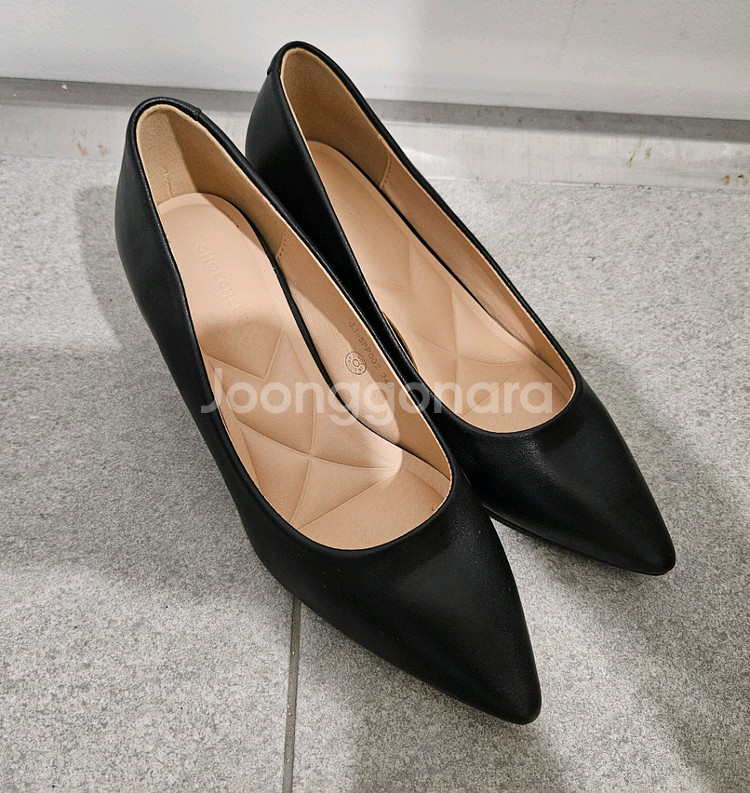 검정 면접 구두--0