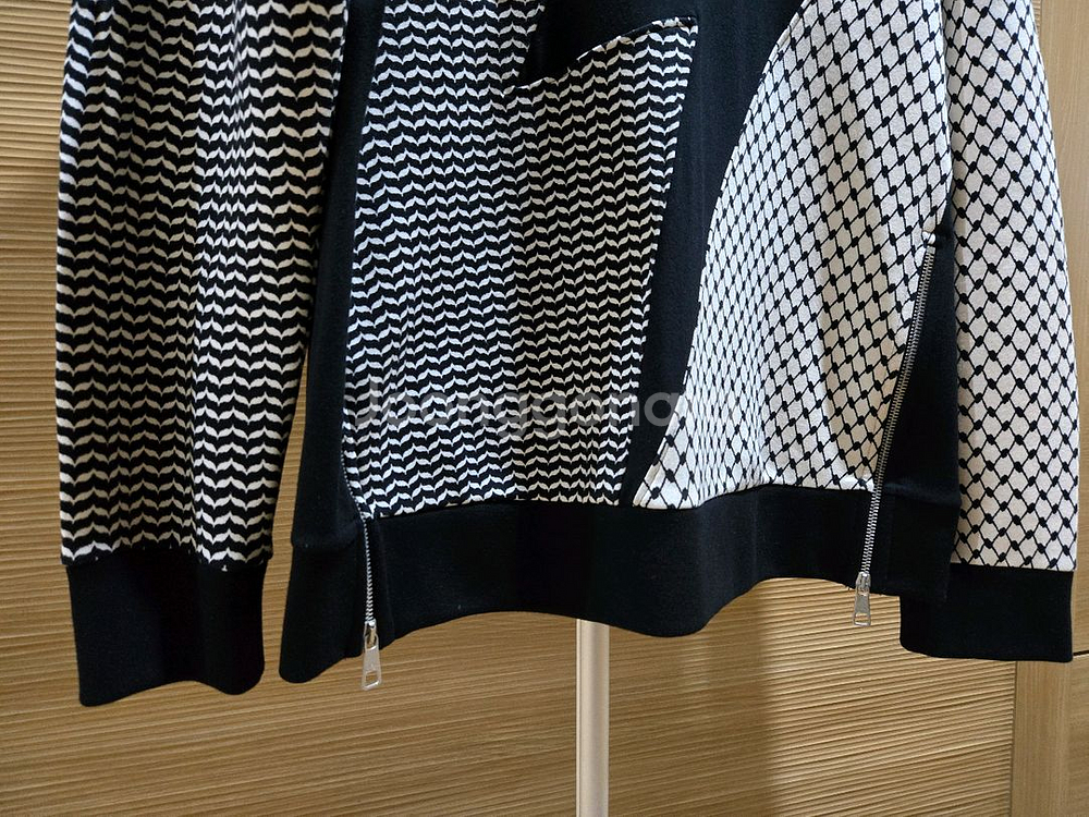 닐바렛 썬더 맨투맨 L. 루이비통,디올,펜디,--3