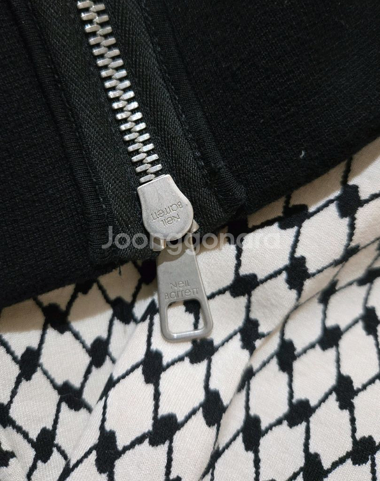 닐바렛 썬더 맨투맨 L. 루이비통,디올,펜디,--4