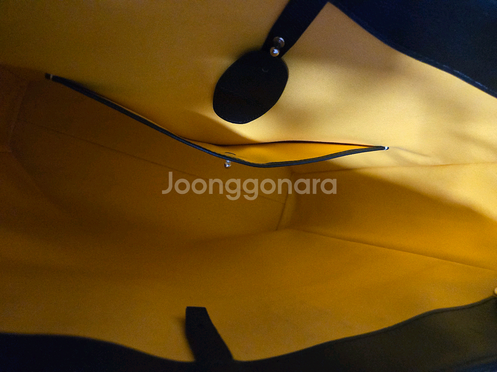 고야드 볼테르 블랙 토트백 판매합니다--3