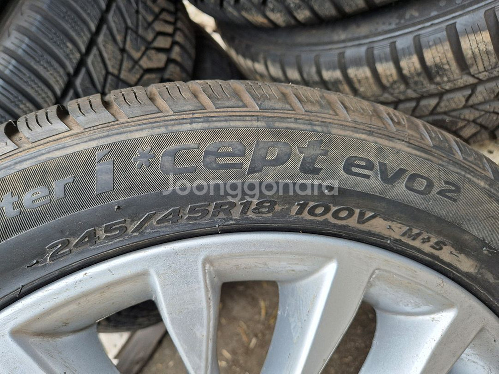 BMW 5시리즈 G바디 휠 윈터타이어 245 45 18--4