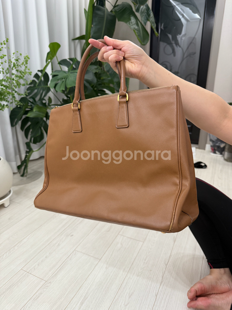 프라다 사피아노 토트백--4