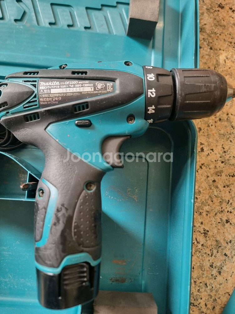 마끼다 10.8V 충전 드릴 세트--2