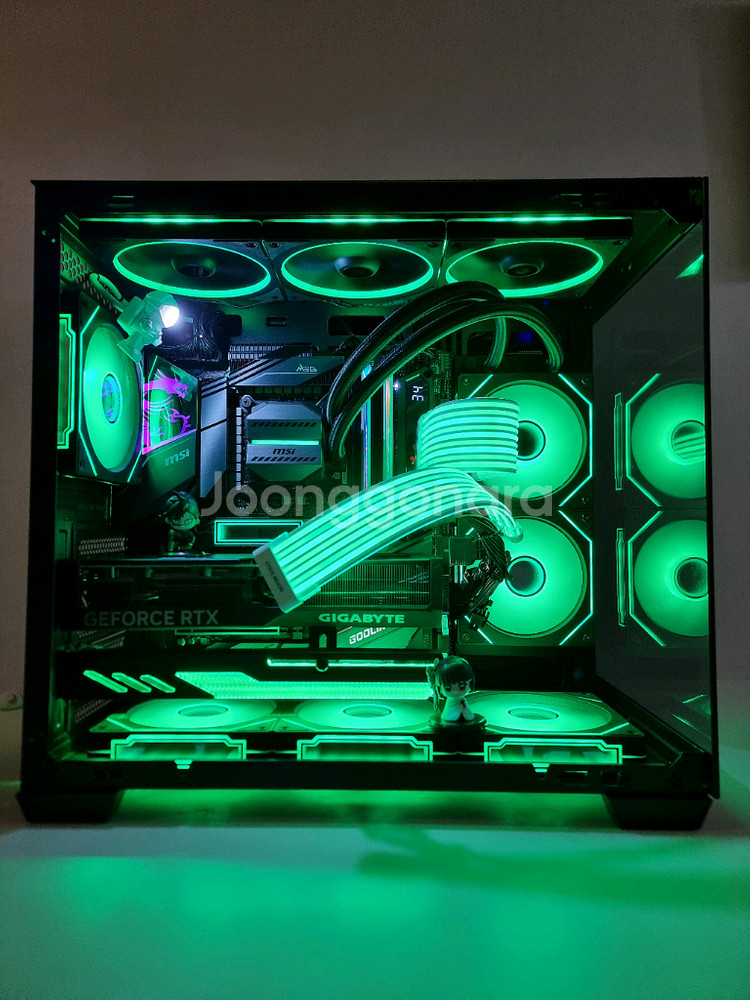 고사양 게이밍 i7 rtx 4070 super 컴퓨터 판매합니다.--4