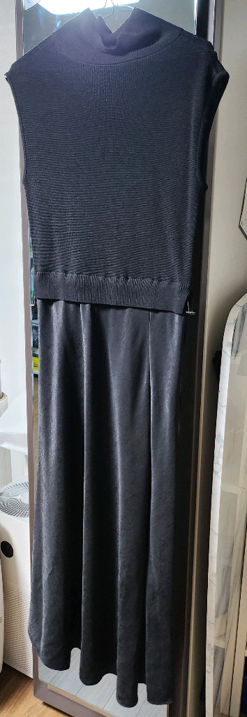 스튜디오톰보이 니트 슬리브리스 원피스 S--0