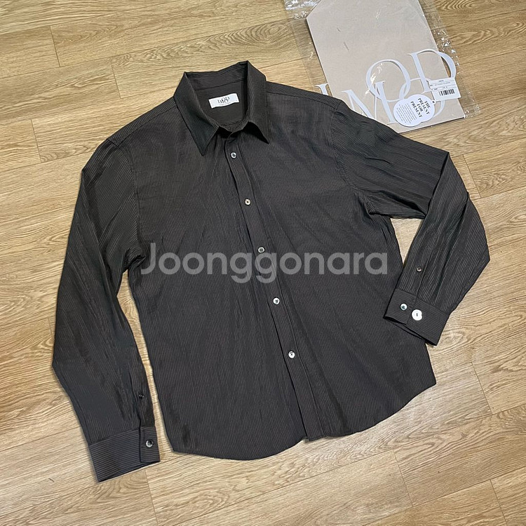 44) 엘무드 실키 스트라이프 셔츠 브라운--2