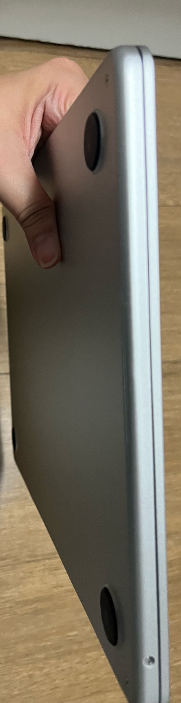 맥북 에어 m2 8G 256GB 실버 13인치--9