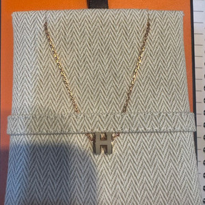 에르메스 미니 팝아슈 목걸이 로즈골드 블랑 화이트 마론글라쎄