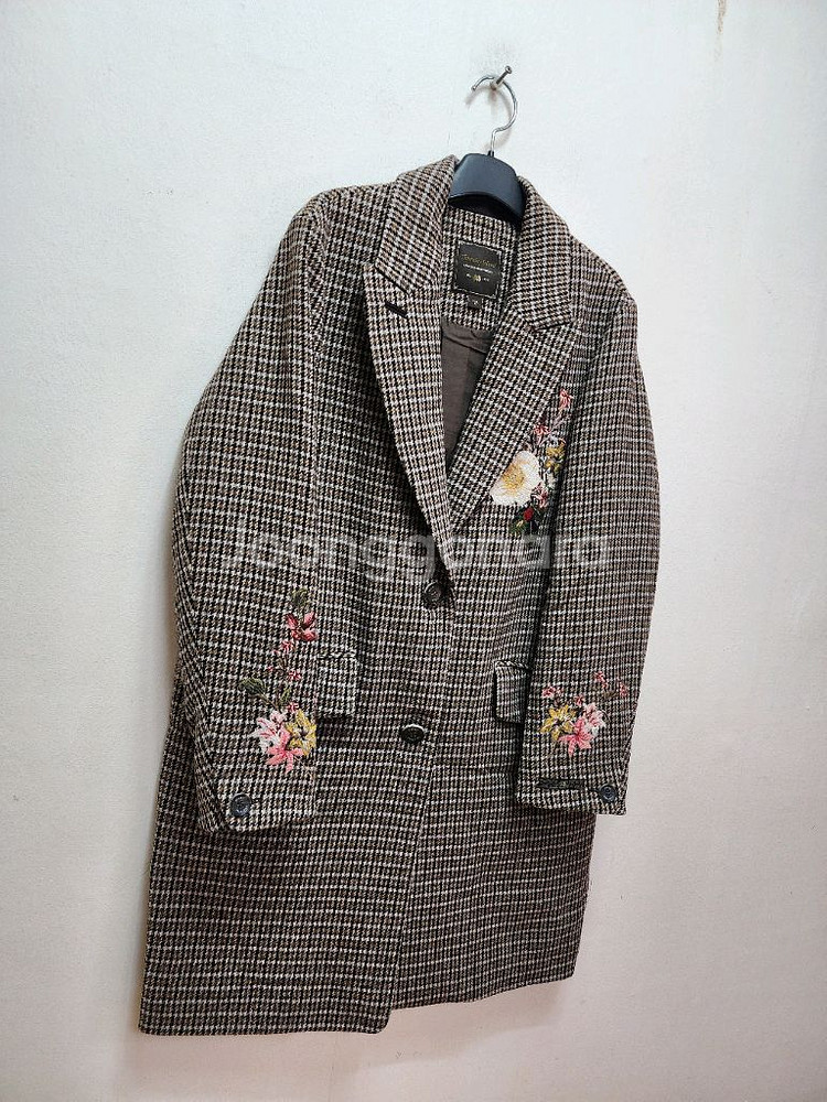 써스데이아일랜드 자수 체크코트--0