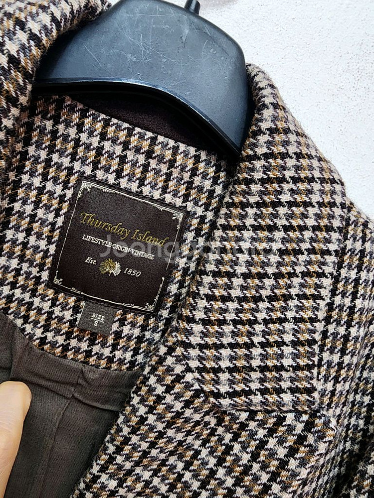 써스데이아일랜드 자수 체크코트--4