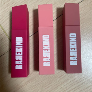 레어카인드 오버스머지 립틴트 (새상품)