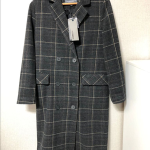 (새상품)h커넥트 체크 코트