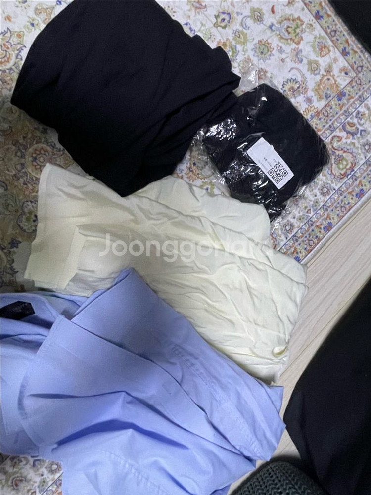 트렌치자켓 포함 옷 일괄--1