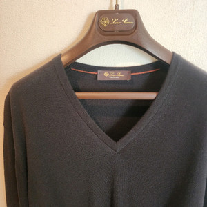 로로피아나 캐시미어 v넥 50