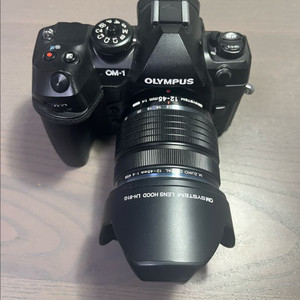 올림푸스 OM-1