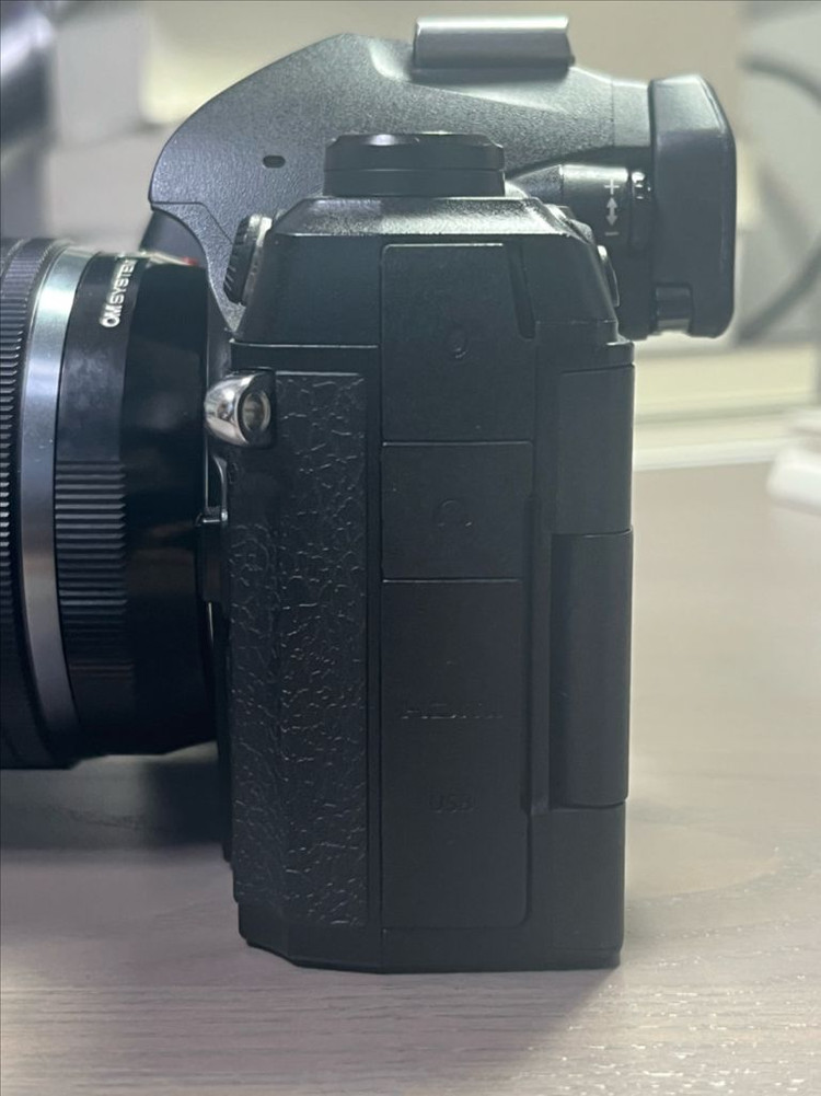 올림푸스 OM-1--4