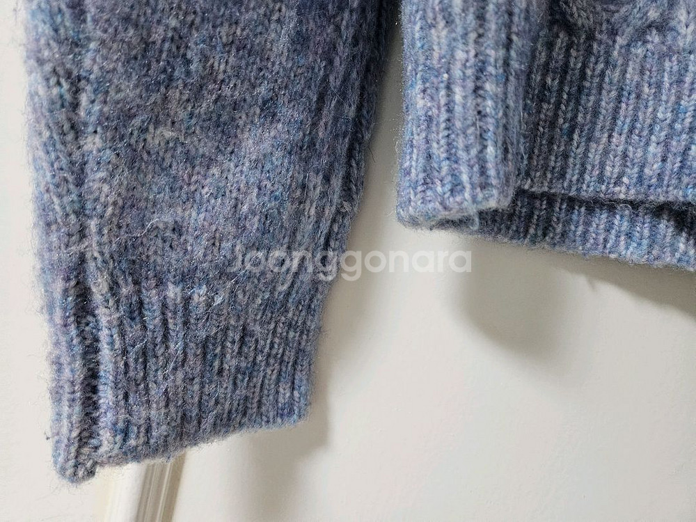 피그먼트 보카시 블루 니트 가디건 스웨터 편의점 반값 택포 22000원--2