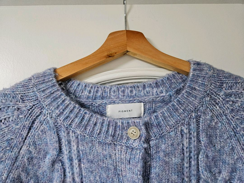 피그먼트 보카시 블루 니트 가디건 스웨터 편의점 반값 택포 22000원--1