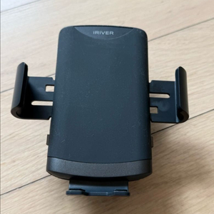 아이리버 차량용 무선 충전 거치대