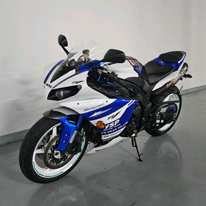 깨끗한 야마하 빅뱅 R1 판매합니다