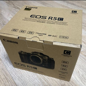 캐논 EOS R5C 미러리스 카메라