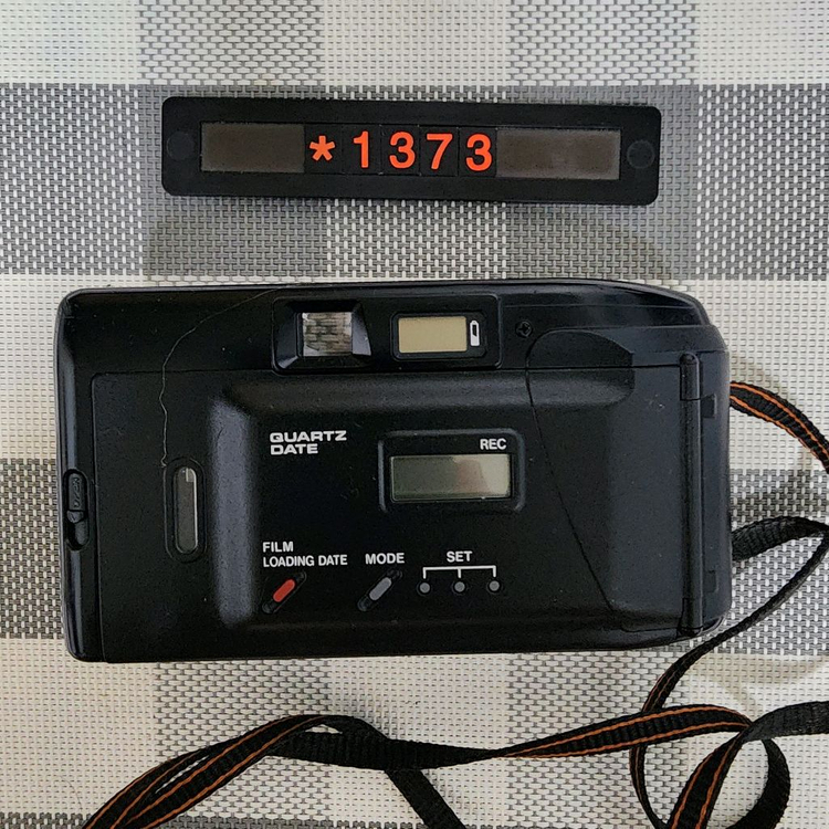 캐논 오토보이 3 데이터백 필름카메라 이미지