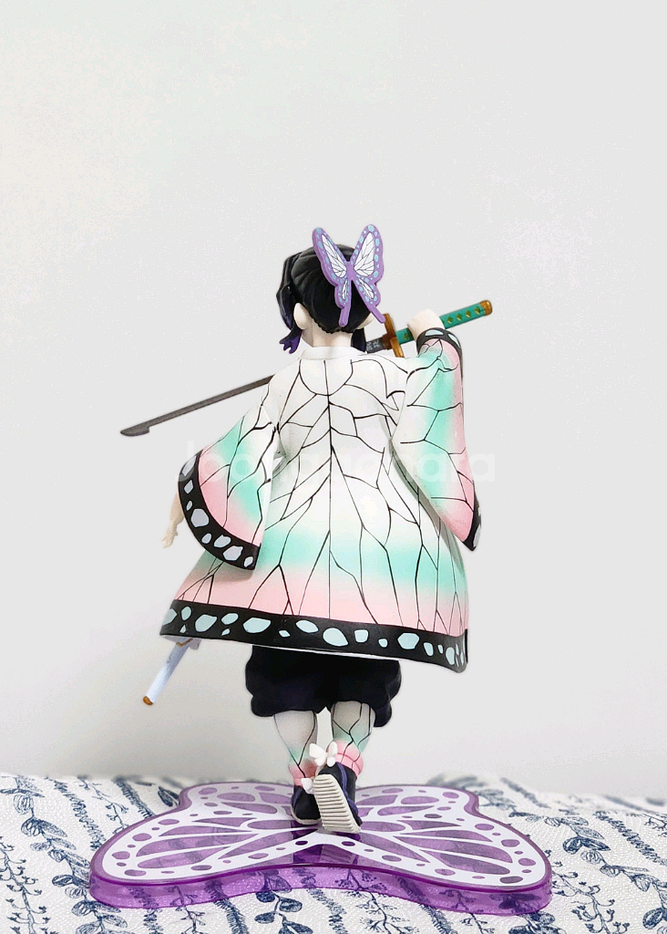 귀멸의 칼날 코쵸우 시노부 제일복권 쿠지 C상 피규어+도우마 아크릴 키링--1