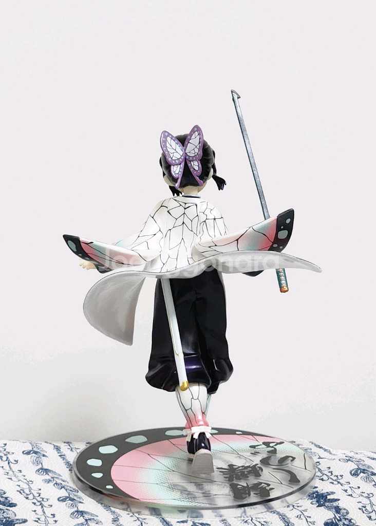 귀멸의 칼날 코쵸우 시노부 제일복권 쿠지 라스트원 피규어--2