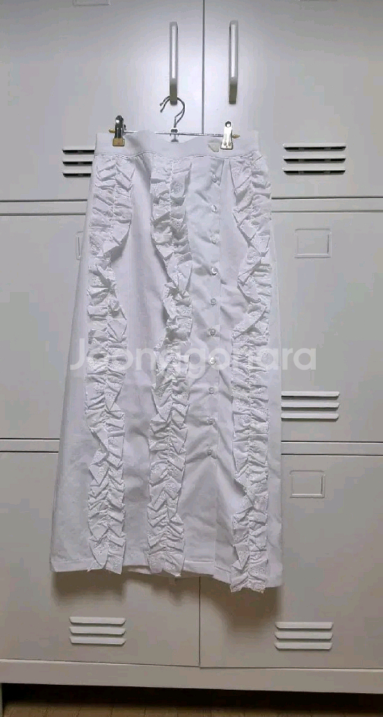 UTG 업타운걸 프릴 롱 스커트 - 화이트,S--10