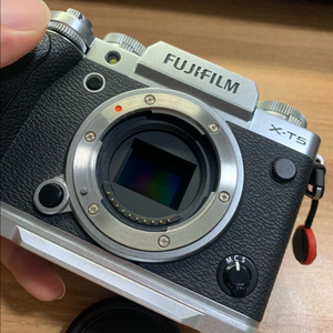 후지필름 X-T5 풀박스 + 탐론 18-300풀박스