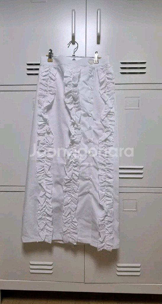 UTG 업타운걸 프릴 롱 스커트 - 화이트,S--6