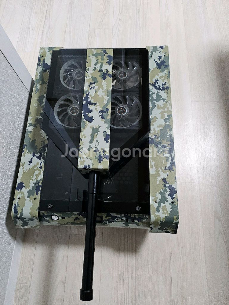 컴이지 킹덤 탱크 카모플라주 패턴 PC 케이스--1