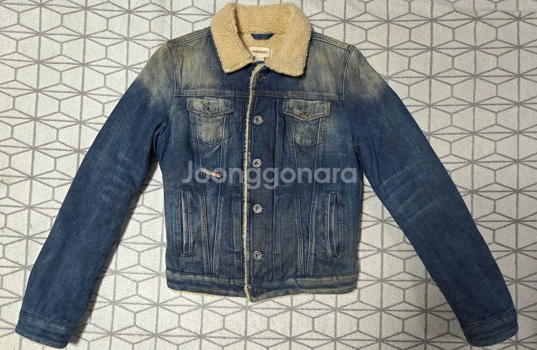 디젤 정품 셰르파 청자켓 판매합니다--1