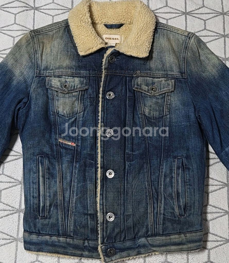디젤 정품 셰르파 청자켓 판매합니다--2