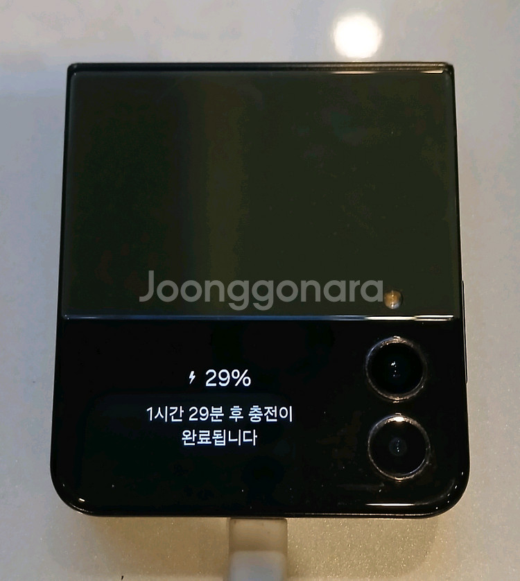 [반택포함] 갤럭시 Z플립4 스마트폰 부품용으로 팔고 무료로 보너스 드립니다--0